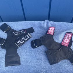 Two Pairs VERSA GRIPS … One Pro Set ( Man’s ) And One Classic Lady’s Set …, New, A Great Value ! 