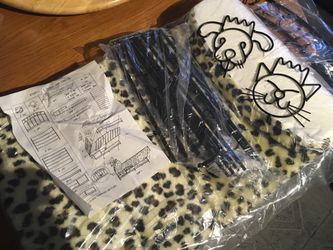 Pet Bed Chaise for dogs and cats BRAND NEW!