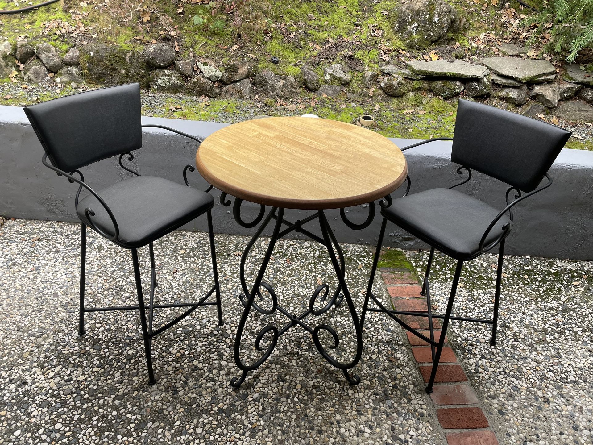 Wood Hightop Table with Chairs And Metal Base