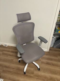 Computer chair