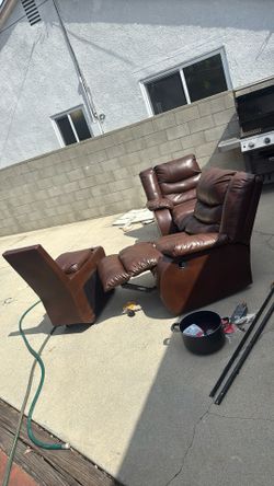 Recliner leather sofa set