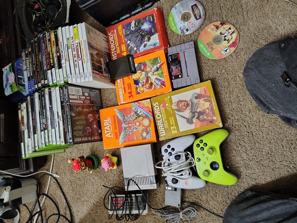 Videogame Lot