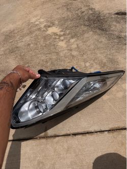 2016 Nissan GT-R (R35) Driver Side Headlight – OEM