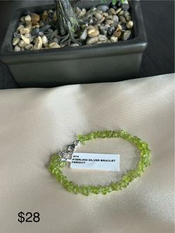 Peridot silver bracelet