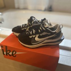 Nike Sacai Vapor waffle Size 4M