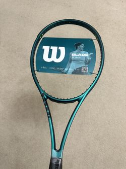 Wilson Blade 98 16x19 Grip size: 4 1/4