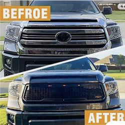 Tundra Aftermarket Grill With Raptor Lights
