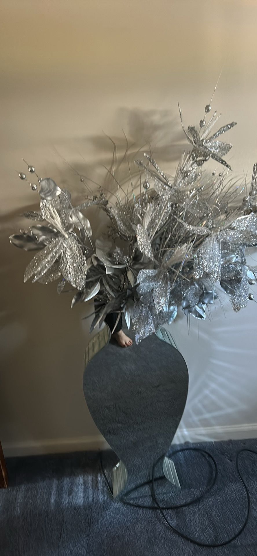Floor Mirrored Vase