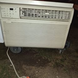 Window Unit AC 18,000BTU