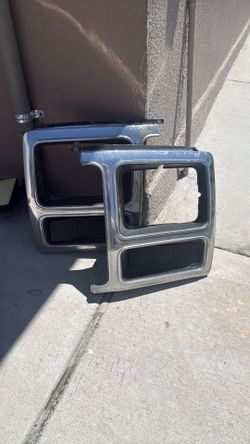 80s Ford Headlight frame