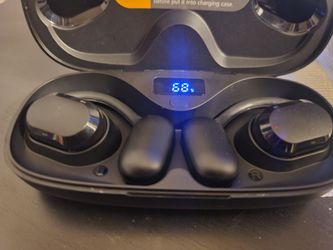 Wireless headset with HDMI quick charge brand new
