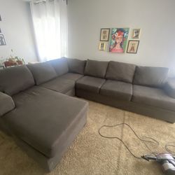 Sectional Sofa In Great Condition 