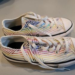 Girls Converse Low Shoes 
