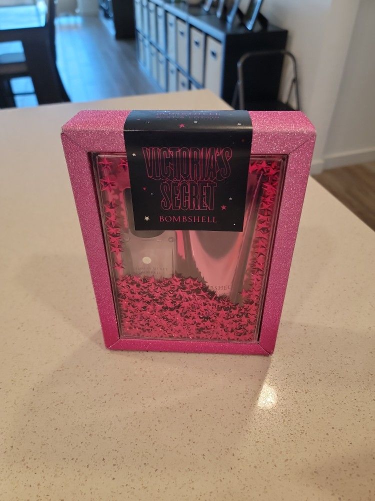 New Victoria's Secret Bombshell Perfume & Lotion