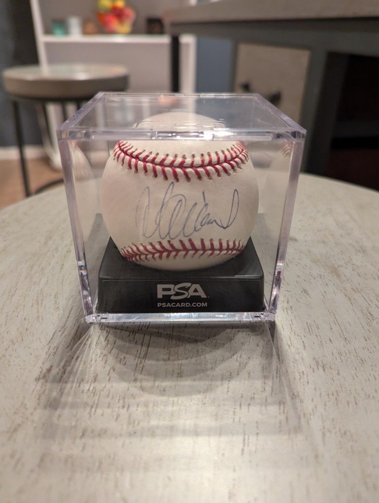 Ichiro Suzuki Autographed Official Major League Baseball PSA Cert