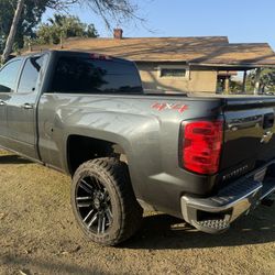 Chevrolet Silverado Le