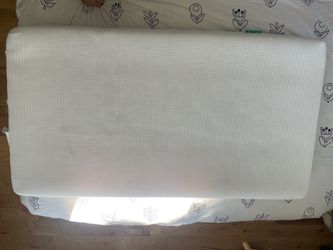 White newton baby mattress
