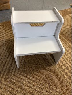 Wooden kids step stool $7