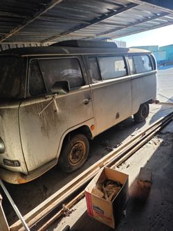 Volkswagen VW Bus  Window Van