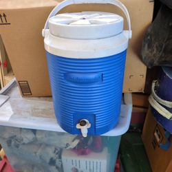 Rubbermaid Blue Water Jug