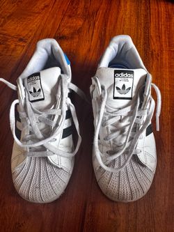 Kids Adidas Superstar Size 2