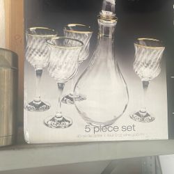5 Piece Wine Set