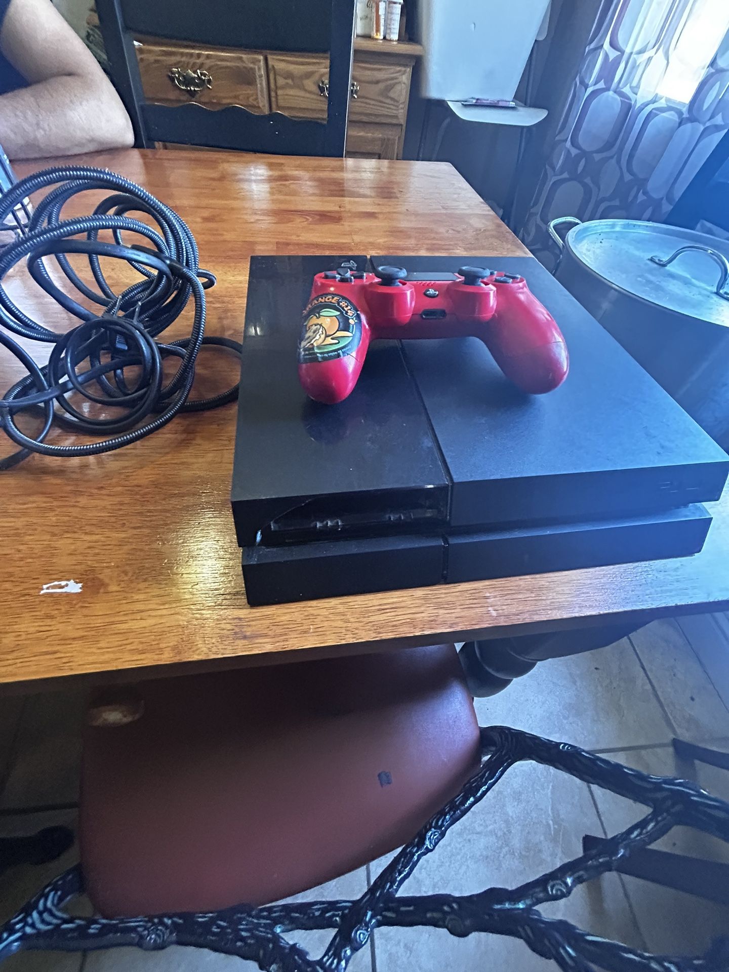 PS4 With Controller And Wires 