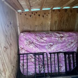 Queen Mattress & Frame 