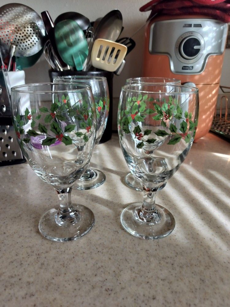 Set Of Four Holiday Glasses