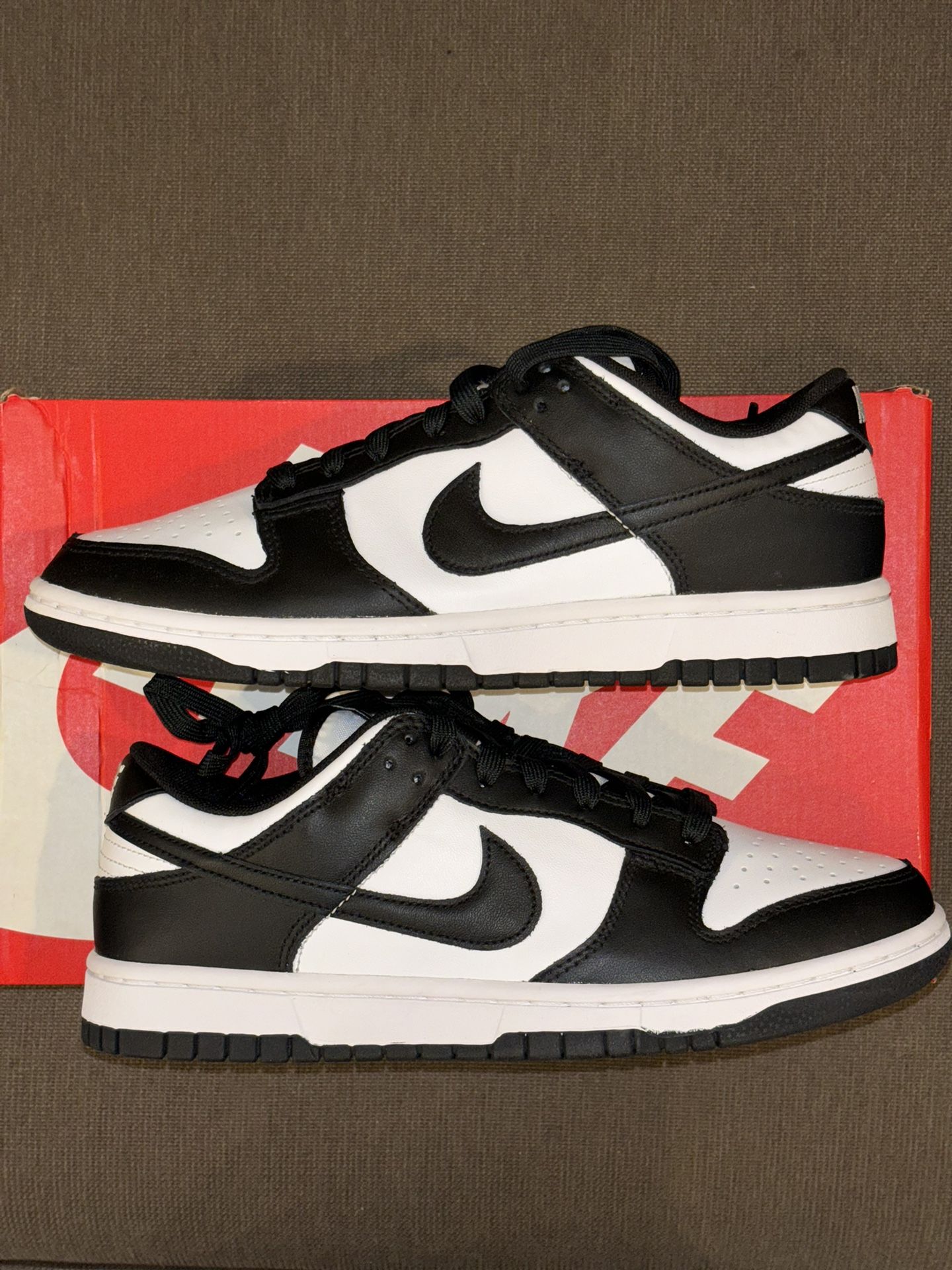 Nike Dunk Low Panda Size 8.5
