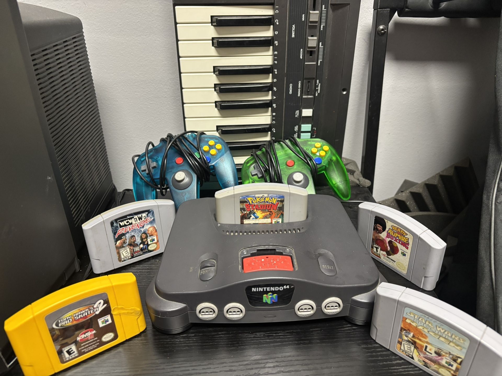 Nintendo 64 W/Controller/ Games