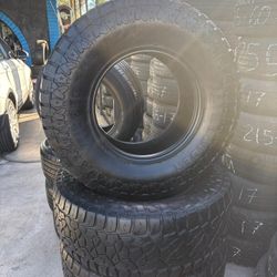 Pathraider  Tires 35/12.50x17