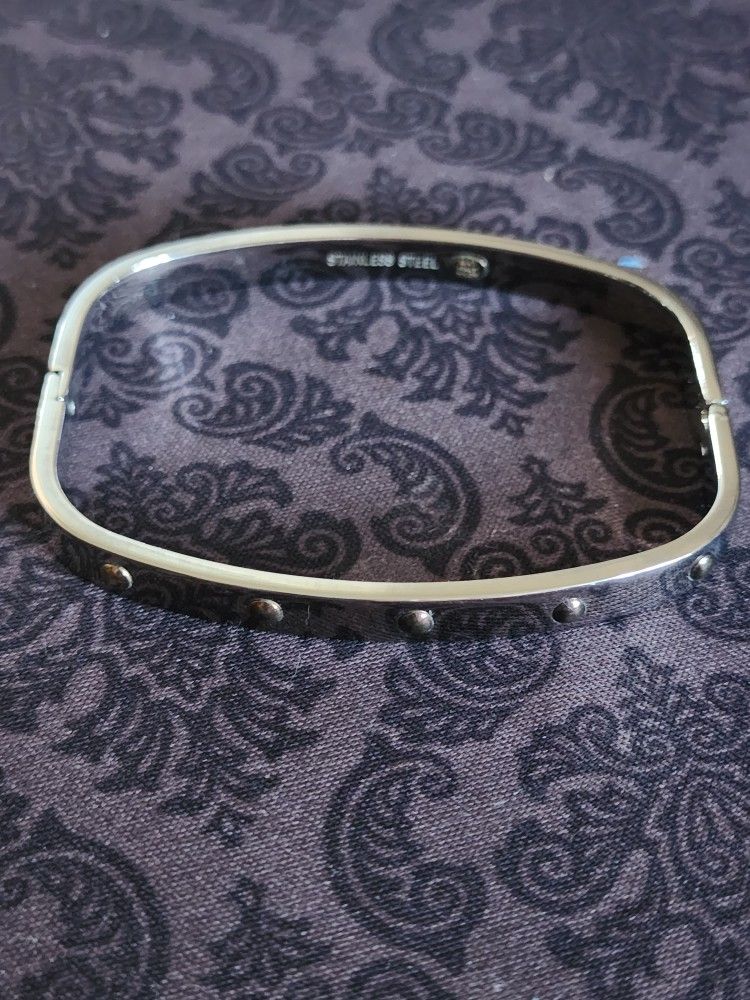 Nice Stainless Steel Bracelet With 18 K Accent