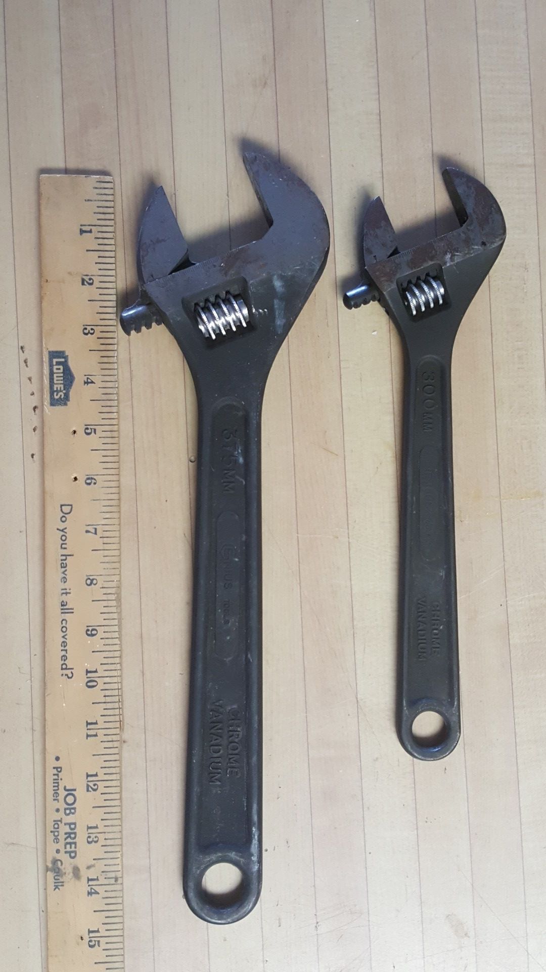 Genius adjustable wrenchs
