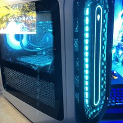 Alienware Aurora R15 Gaming Computer 