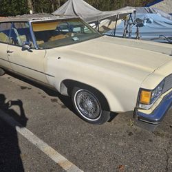 1976 Oldsmobile 98 Regency 