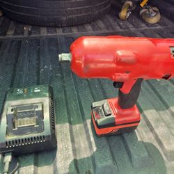 1/2" Snap On Impact 18v