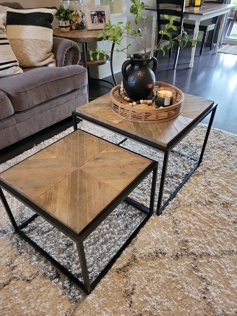 Pair of Coffee Table Nesting tables