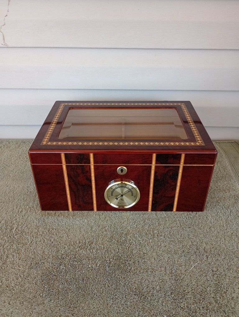 High Gloss Beveled Glass Top Unique Inlay Design Cigar Humidor - Holds Up to 100