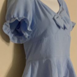 BRAND NEW CUTE WOMAN’S TOP, BLUE, Size small, Brand: SBetro, Never Worn