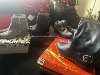 Boots size 7 1/2