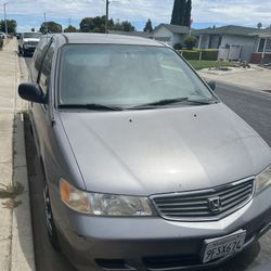 2000 Honda Odyssey 