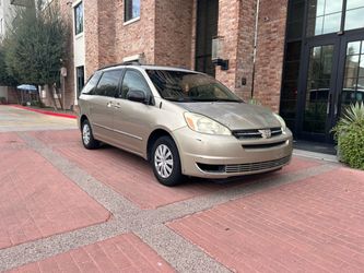2004 Toyota Sienna