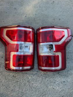 Ford F-150 Tail Lights Pair Left and Right 2019