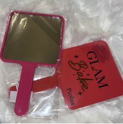 Glam Babe Hand Held Mirrors