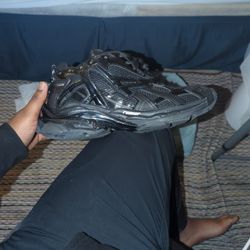 All Black Balanceiga Runners With Box