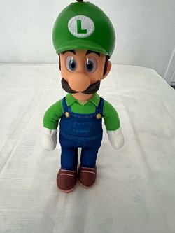 JAKKS Pacific Luigi 15-inch Poseable Plush Figure