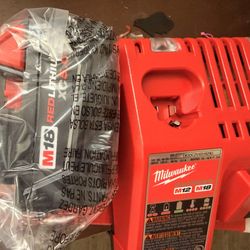 Milwaukee Charger & Battery