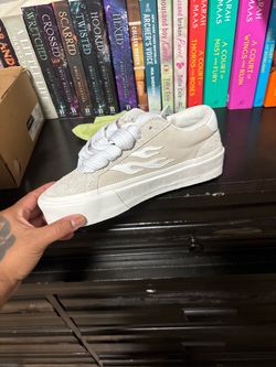 LOGAN STOMPER CREAM