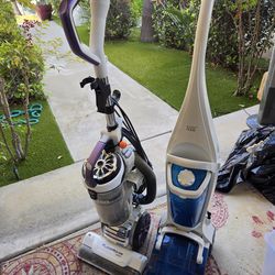 2 Vacuums : Regular and Wet Vac